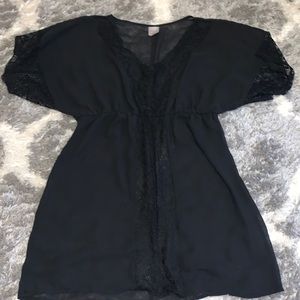 Women’s Beach Cover Up - Large, Like New